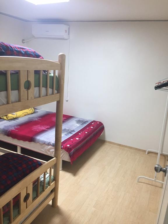 Hongdae Housetay Guesthouse 2Nd Branch Seoul Exteriör bild